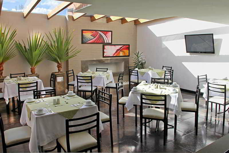 Hotel Confort 80 Zona Rosa Bogota Buitenkant foto